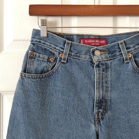 Levi's Y2K Vintage 550 Medium Wash High Waisted Relaxed Fit Tapered Leg Jeans 6 - Picture 11 of 15